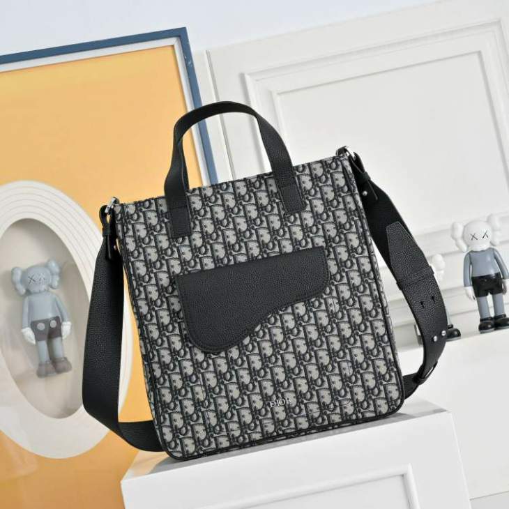 Picture of Dior Mens Bags _SKUfw240129596fw
